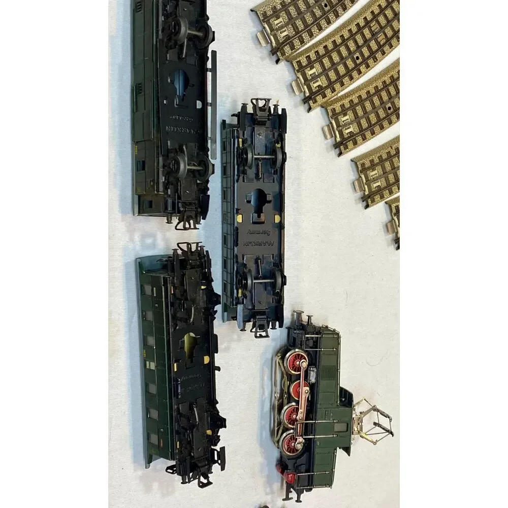 RARE VTG Märklin Electric Locomotive Set Green Track Ho Train w Tracks